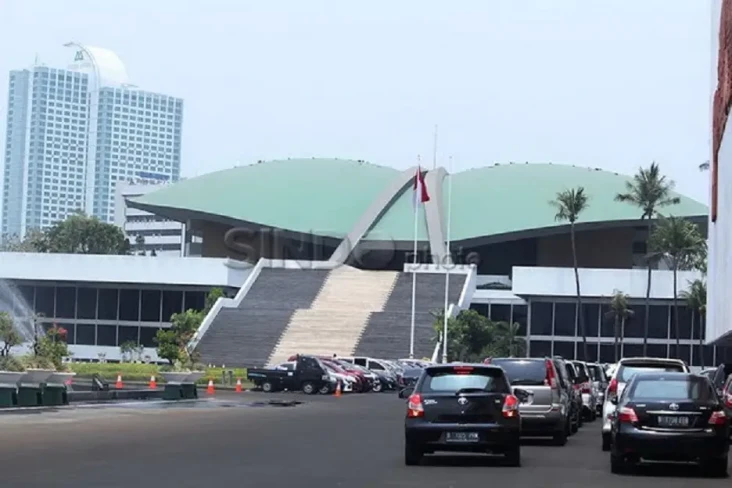 2 Caleg Dapil II Kalsel...