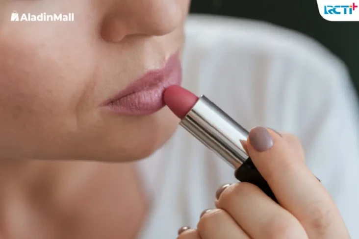Pilihan Warna Lipstik...