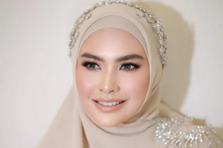 Kartika Putri Rela Di-bully,...