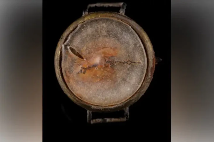 Jam Tangan Saksi Bisu...