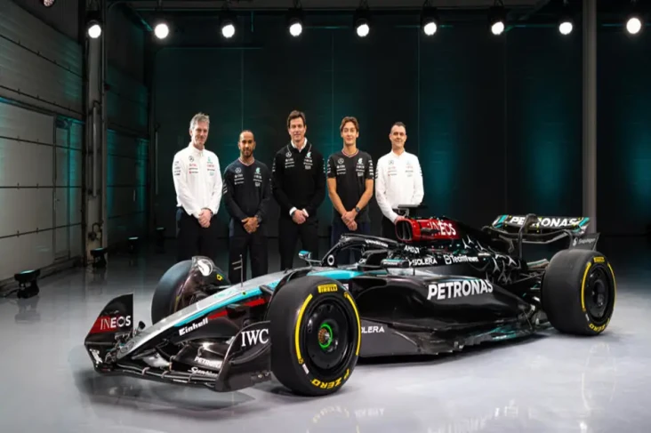 Jelang F1 GP 2024: Lewis...