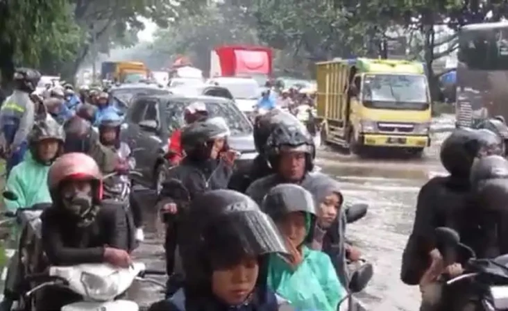 Hujan Deras dan Banjir,...