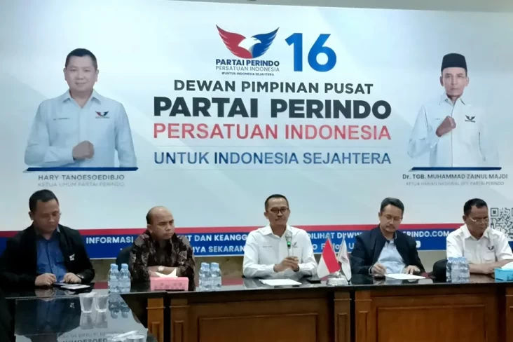 Sekjen Perindo Minta...