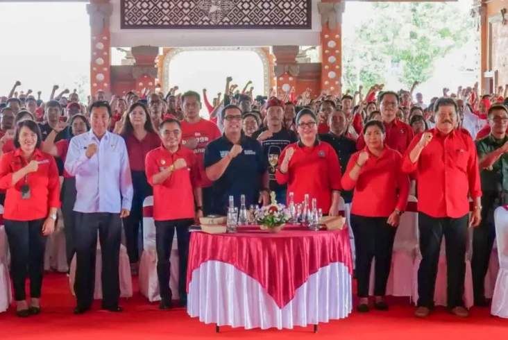 Kolaborasi dan Transparansi...