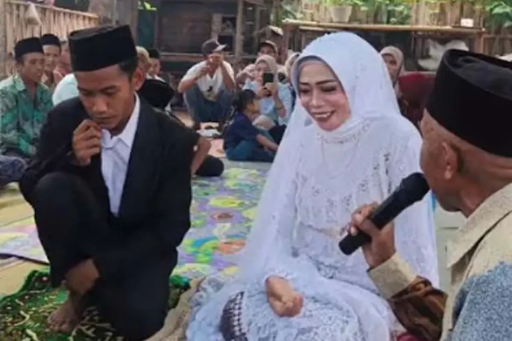 Viral! Pernikahan Remaja...