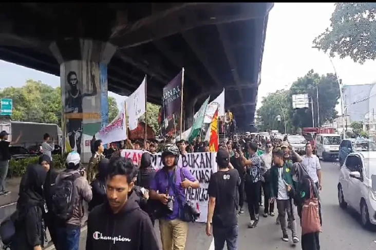 Aksi Rawamangun Bergerak...