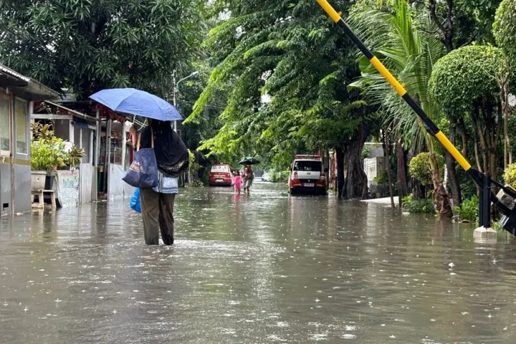 Update Banjir: 34 Ruas...