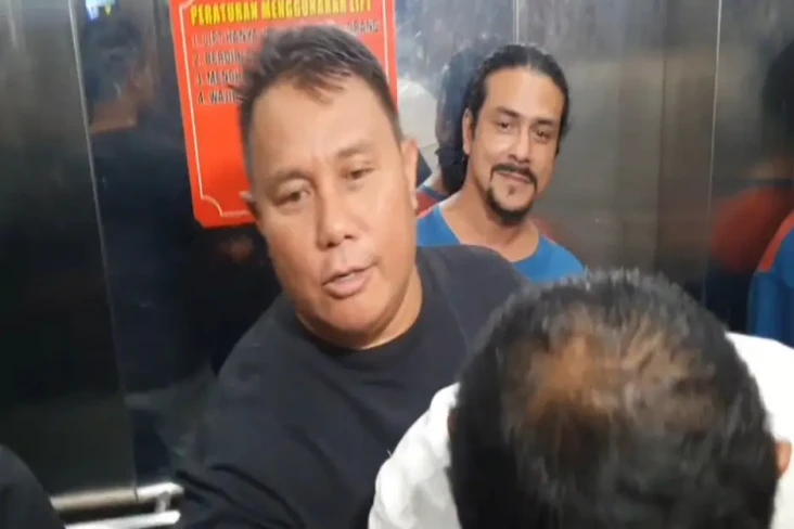 Penampakan Gathan Saleh,...