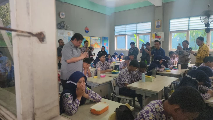 Airlangga Gelar Simulasi...
