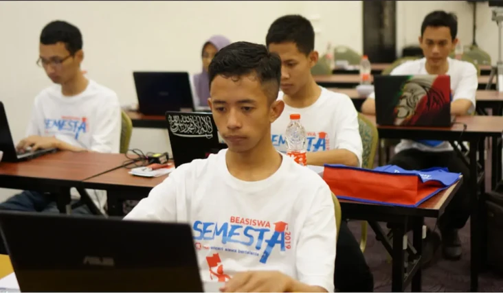 Beasiswa Semesta 2024...