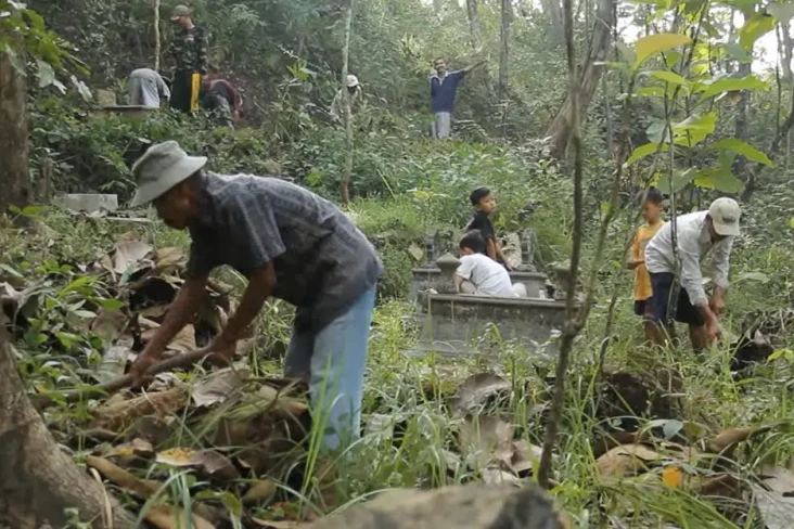 Mengenal Tradisi Gombrang...