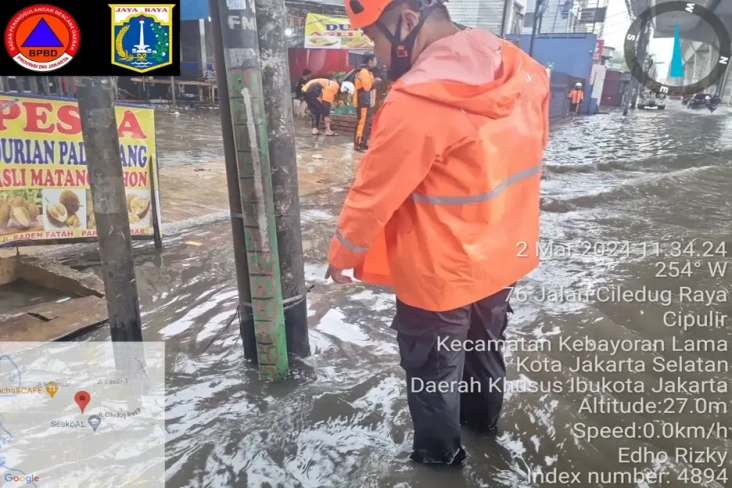 Jalan Muhajar Jakbar...