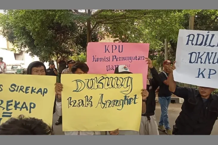 Relawan Demokrasi Bikin...