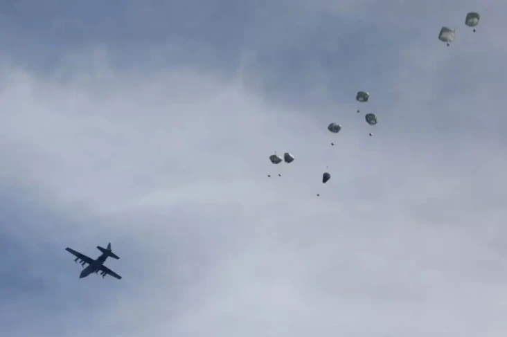 Militer AS Siapkan Bantuan...