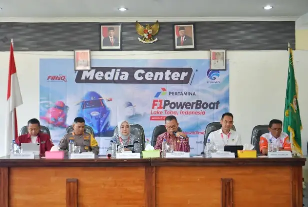 F1 Powerboat Jadi Magnet...