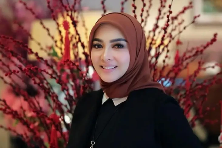 Syahrini Klarifikasi...