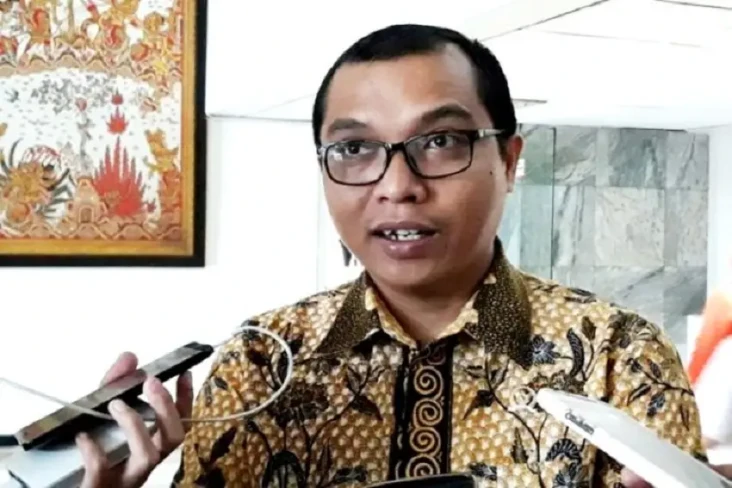 Hasil Real Count dengan...