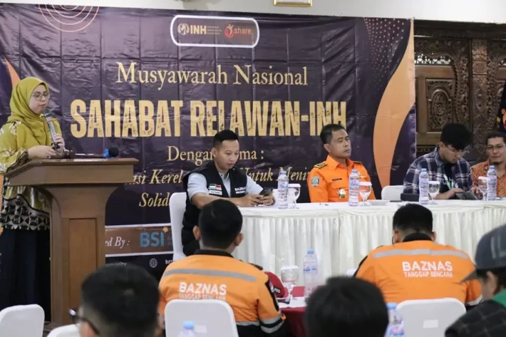 Perkuat Solidaritas...