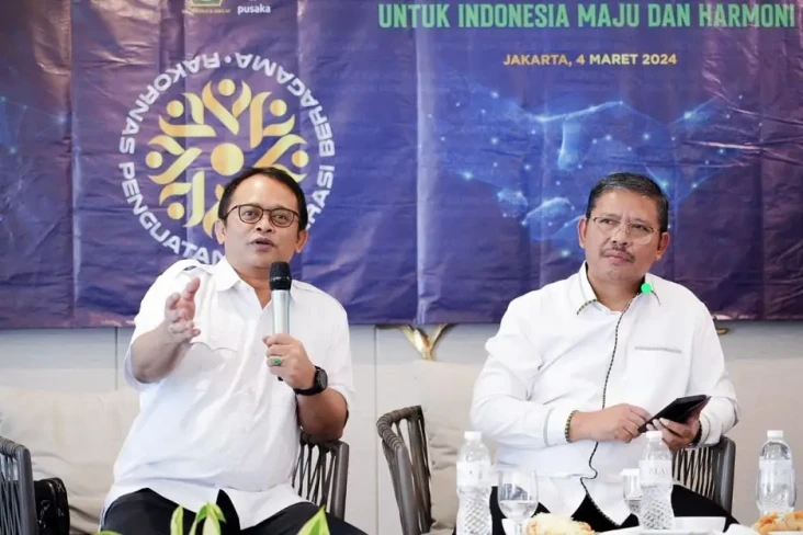 Kemenag Gelar Rakornas...