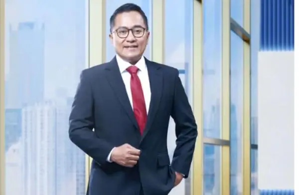 Erick Thohir Angkat...