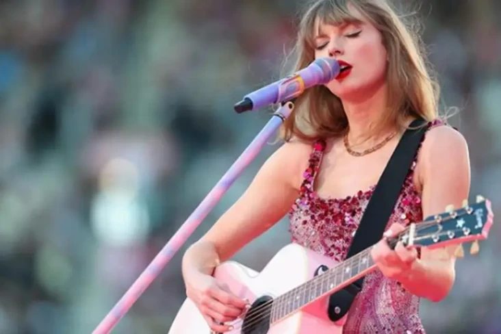 Apakah Taylor Swift...