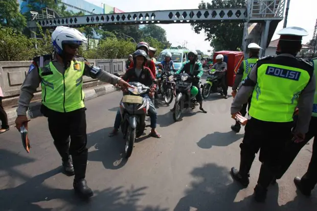 Hari Pertama Operasi...