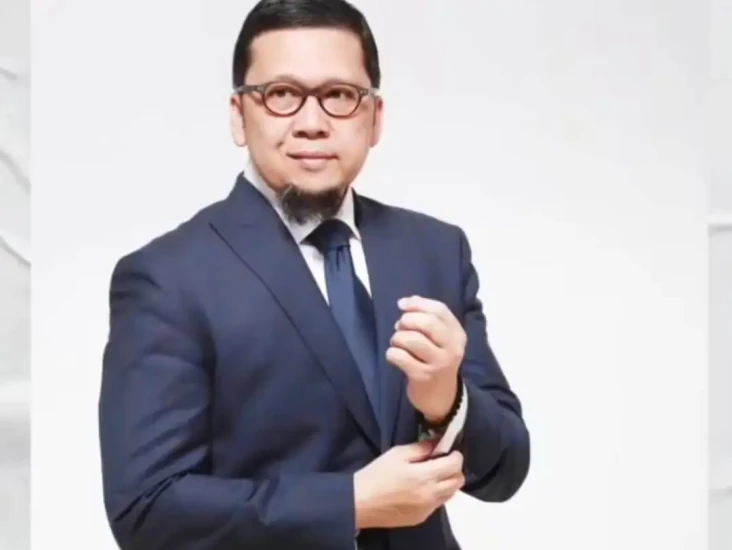 Ahmad Doli Kurnia Tandjung...