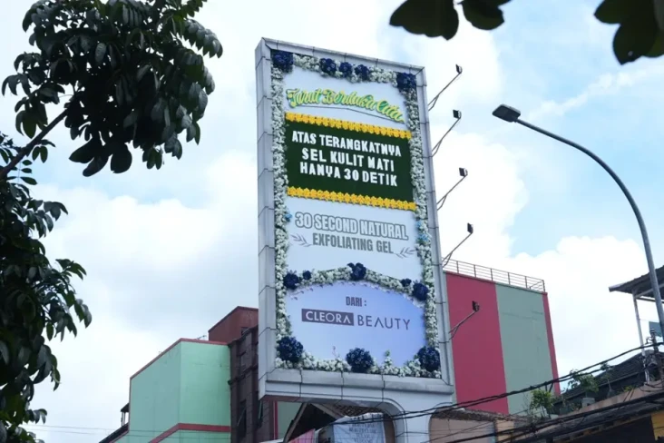 Viral! Karangan Bunga...