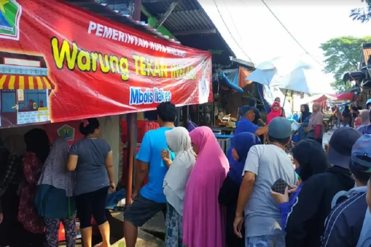 Emak-emak di Malang...