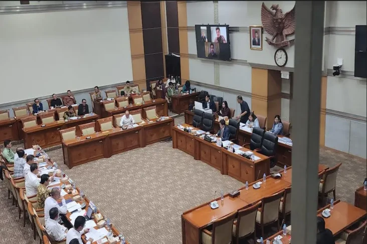 Pembuatan Paspor Ragnar...