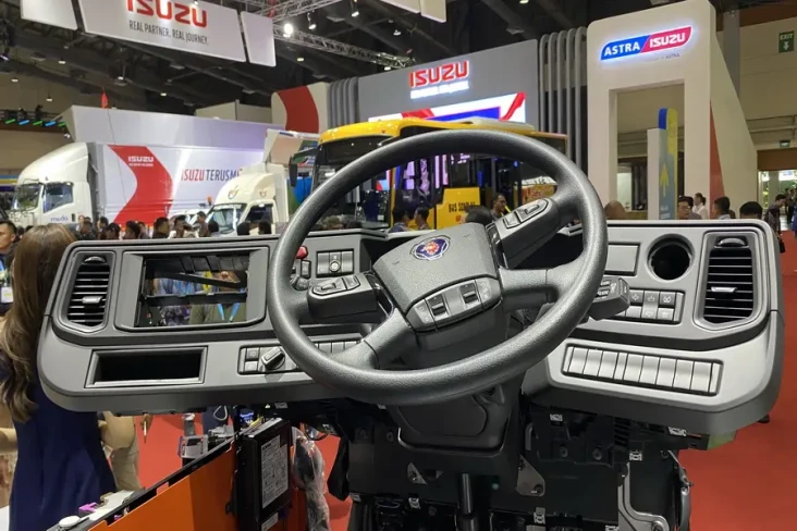 Scania Luncurkan Sasis...