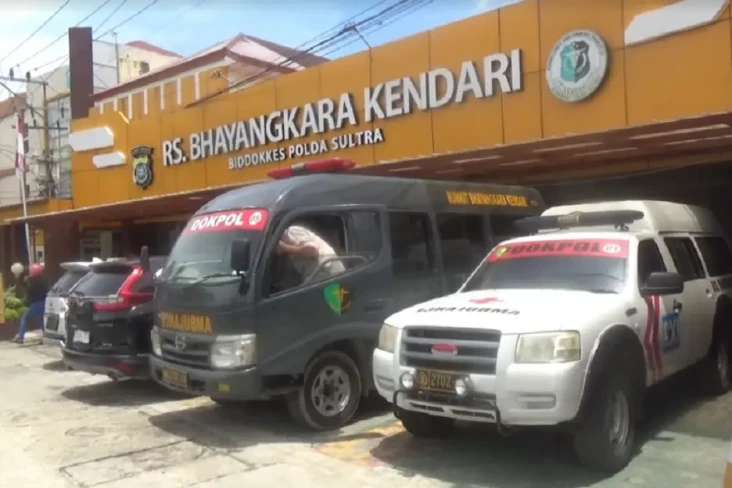 Anggota TNI Tewas Tersengat...