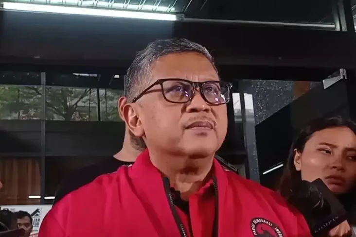 PDIP Respons Isu Jokowi...