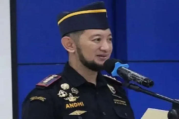 Mantan Kepala Bea Cukai...