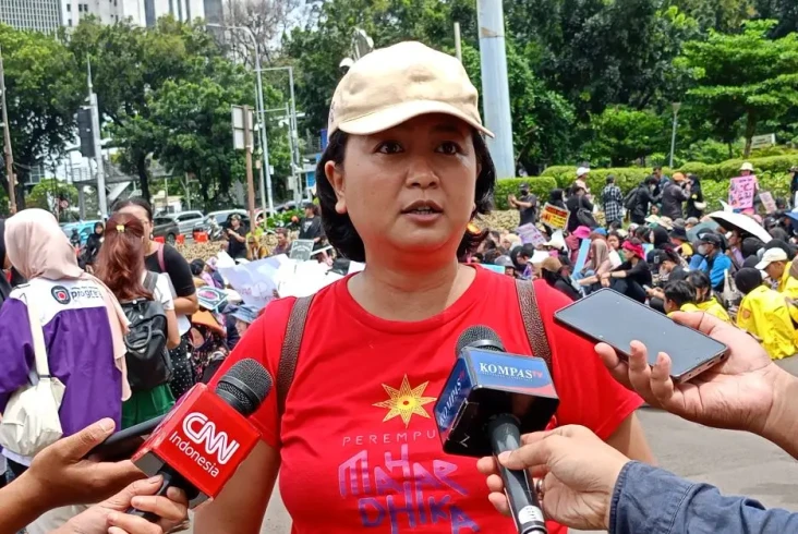 Geruduk Istana, Aliansi...