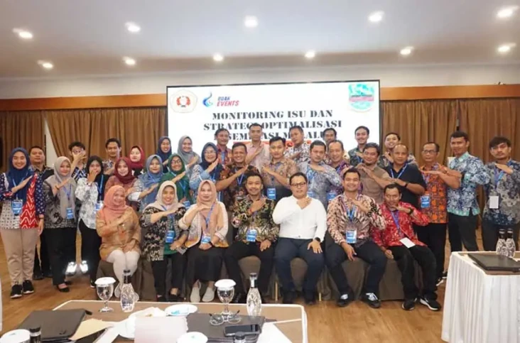 Dosen FISIP UPNVJ Berikan...