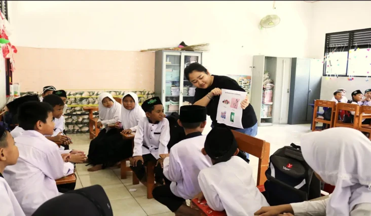 Lippo Cikarang Mengajar...