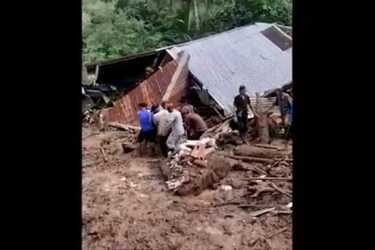 Update Banjir Bandang...