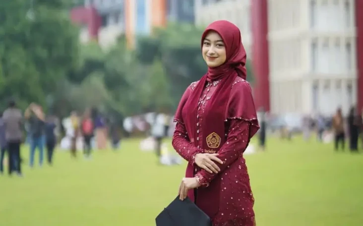 Kisah Mutiara, Mahasiswi...