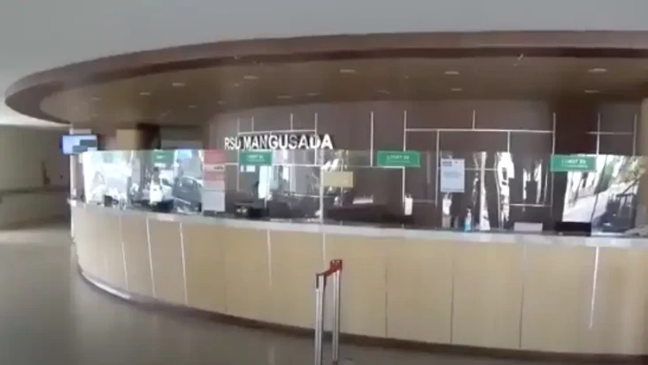 Ratusan Tenaga Medis...