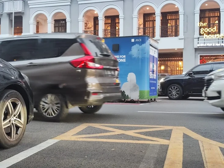 Viral Mobil Lawan Arah...