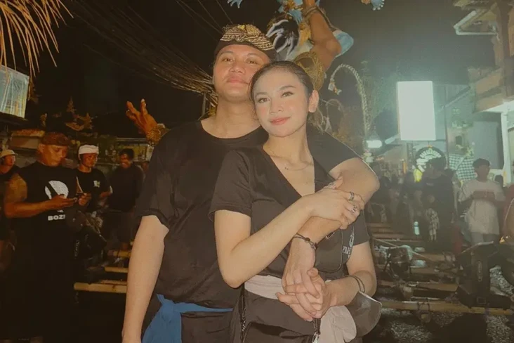 Rizky Febian Ikut Mahalini...