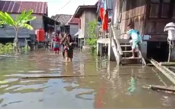 Sudah Sepekan Banjir...