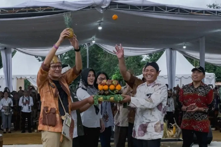 Sandiaga Uno Resmikan...