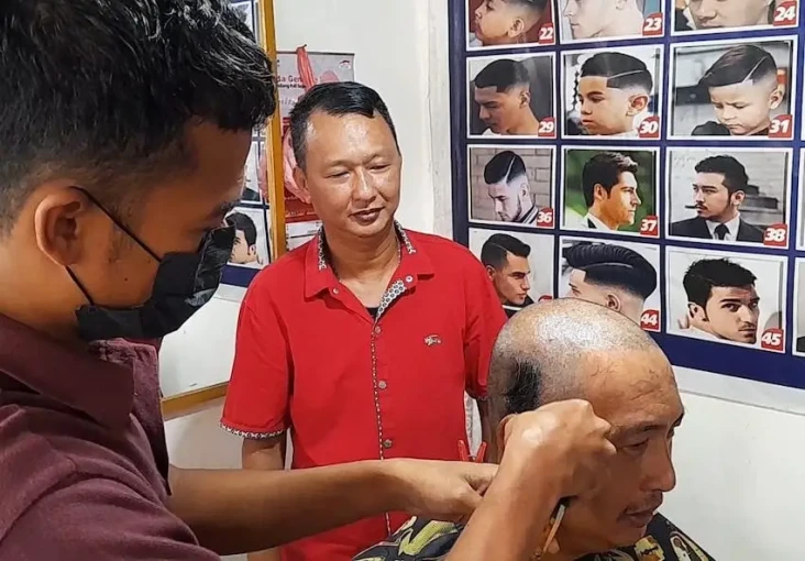 Penuhi Nazar, Relawan...