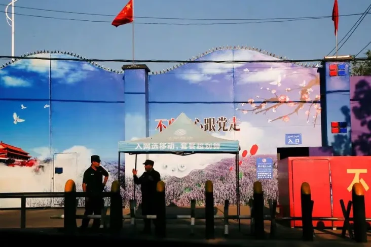 Bidik China, Parlemen...