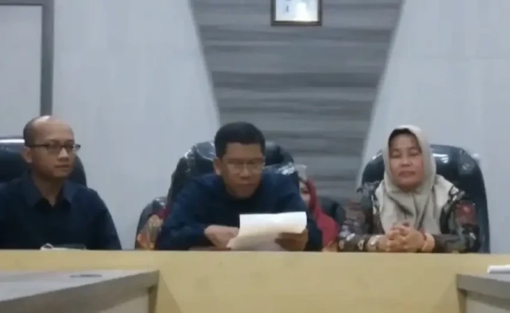 Geger! Kepala Bayi Tertinggal...