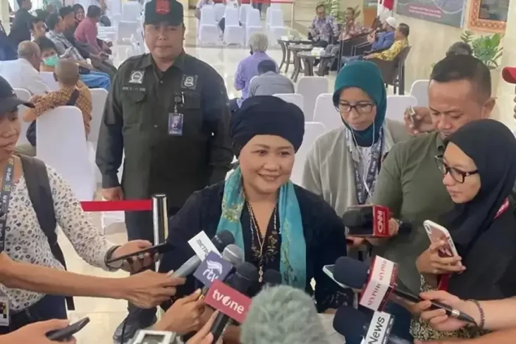 Terus Bertambah, 10...