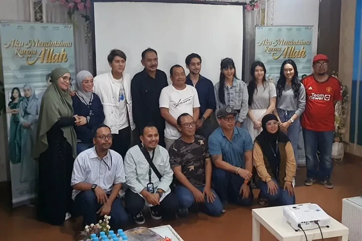 Sutradara Sinetron Aku...