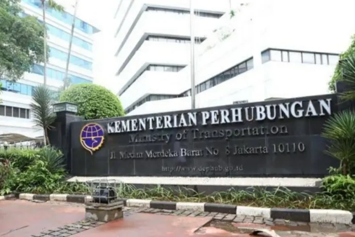 8 Sekolah Kedinasan...